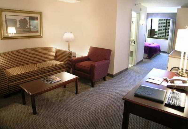 Doubletree Suites By Hilton Minneapolis Downtown Ruang foto
